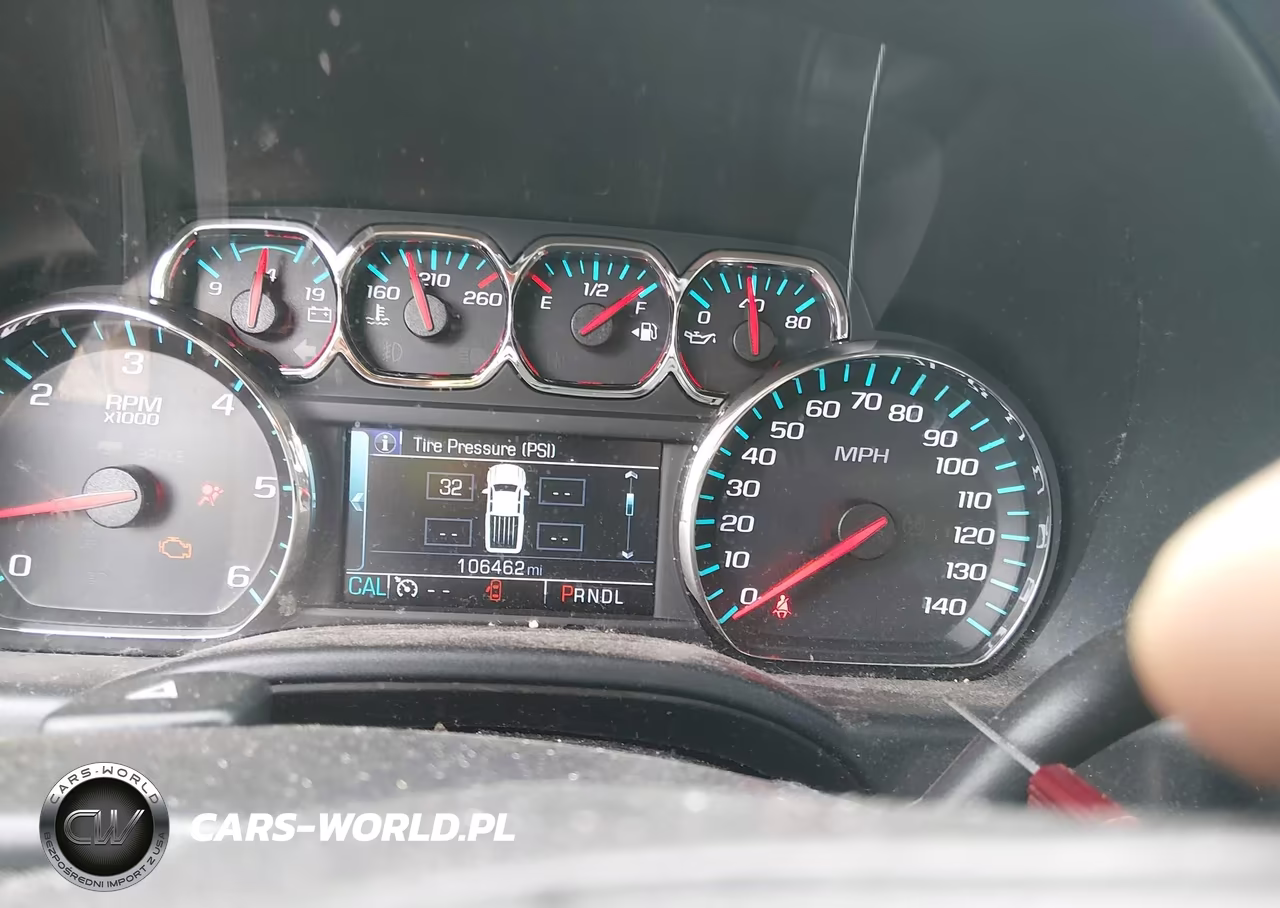 2017 Chevrolet Silverado 1500 1Lt VIN:3GCUKREC1HG329672 - 7
