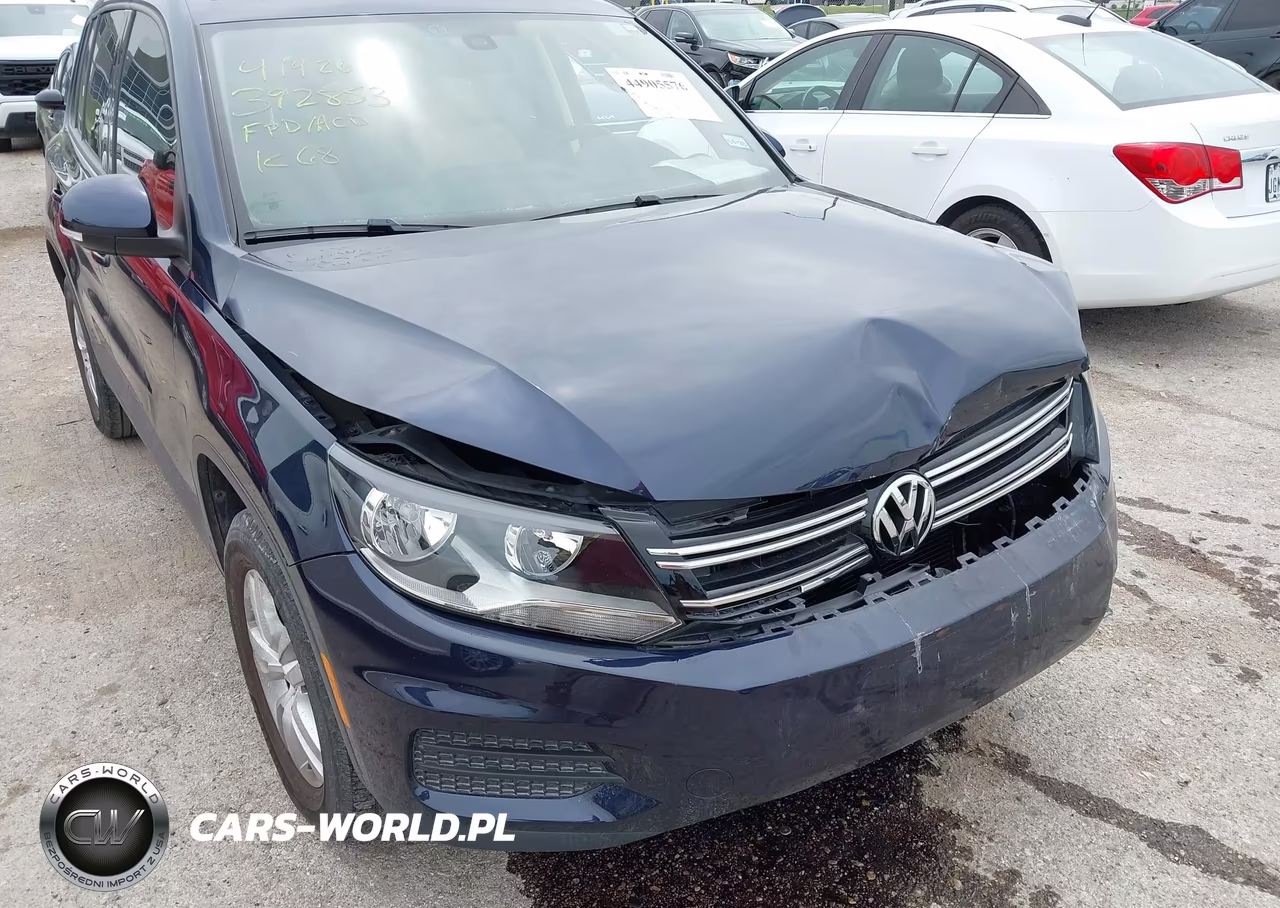 2016 Volkswagen Tiguan S VIN:WVGAV7AX1GW509379 - 6