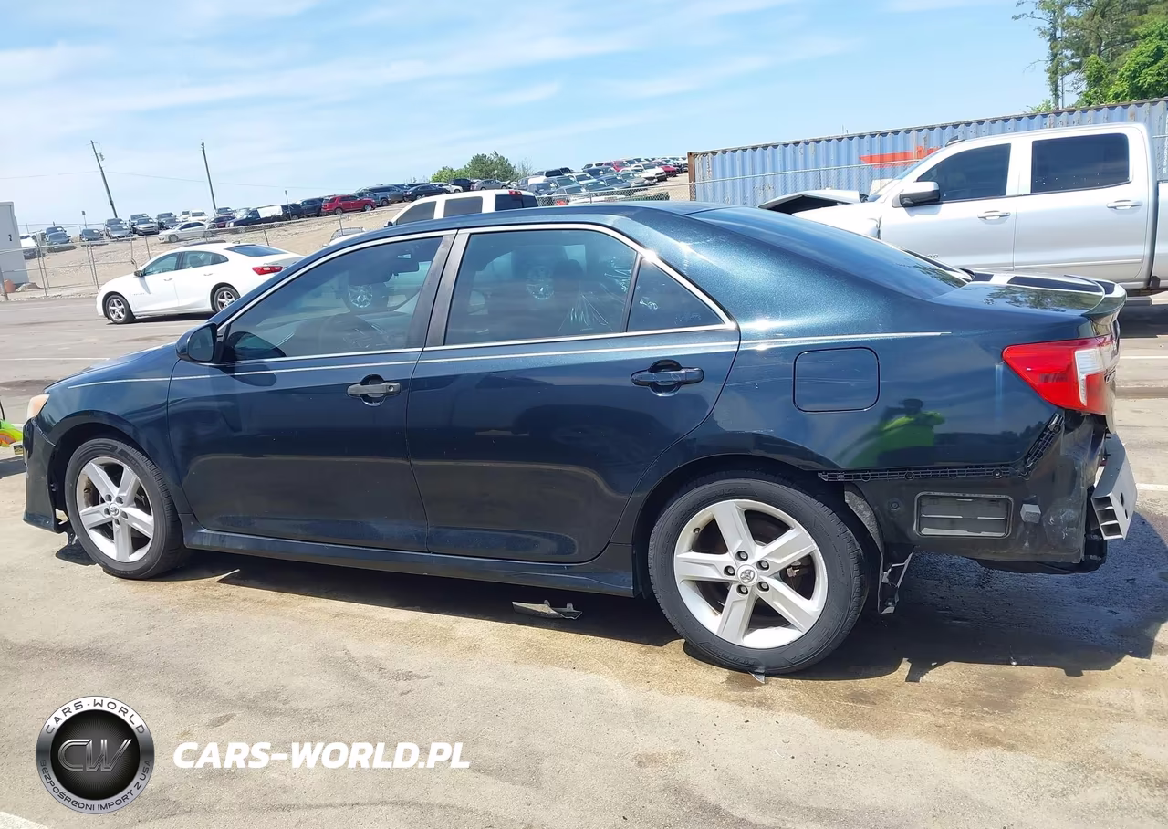 2013 Toyota Camry Se VIN:4T1BF1FK3DU667094 - 15