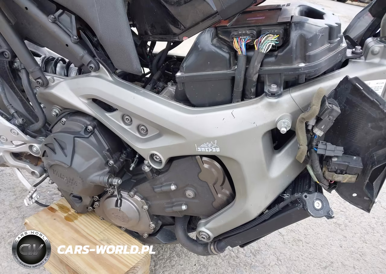 2014 Yamaha Fz09 VIN:JYARN33E5EA001952 - 8