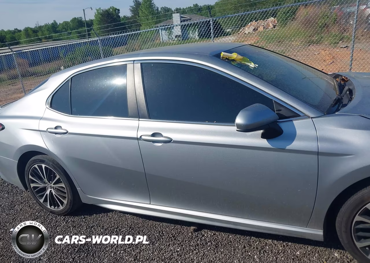 2018 Toyota Camry Se VIN:4T1B11HK8JU572926 - 13
