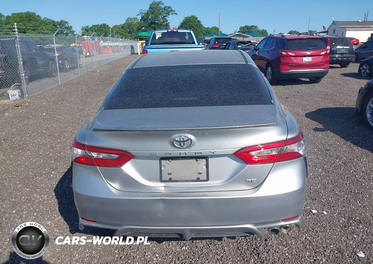 2018 Toyota Camry Se VIN:4T1B11HK8JU572926 - 16