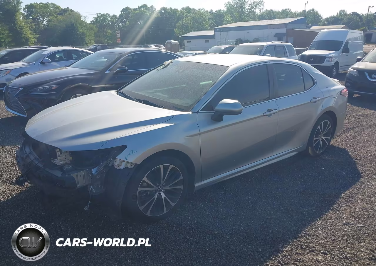 2018 Toyota Camry Se VIN:4T1B11HK8JU572926 - 2