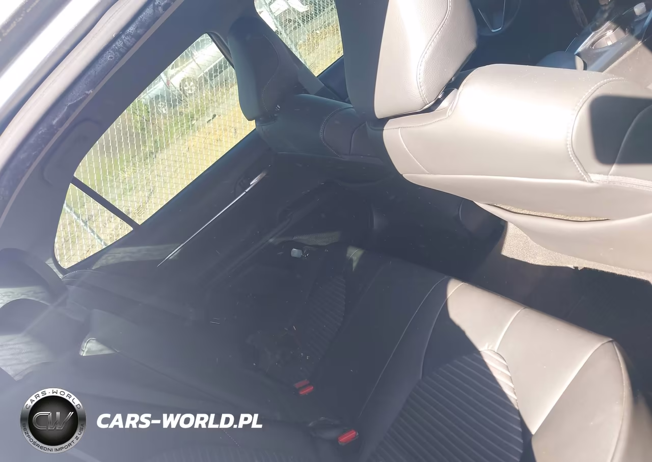 2018 Toyota Camry Se VIN:4T1B11HK8JU572926 - 8