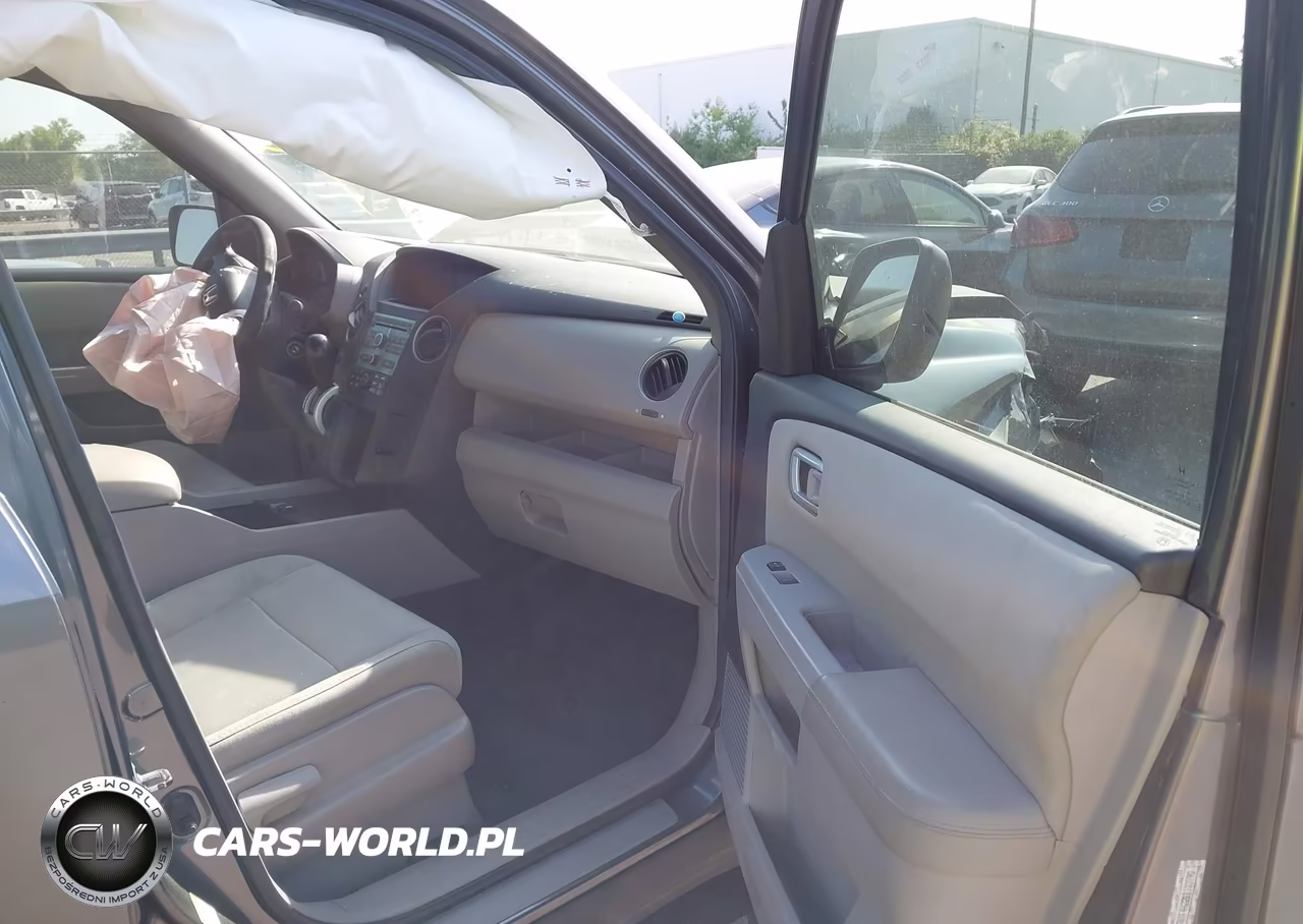 2011 Honda Pilot Lx VIN:5FNYF4H22BB103990 - 5