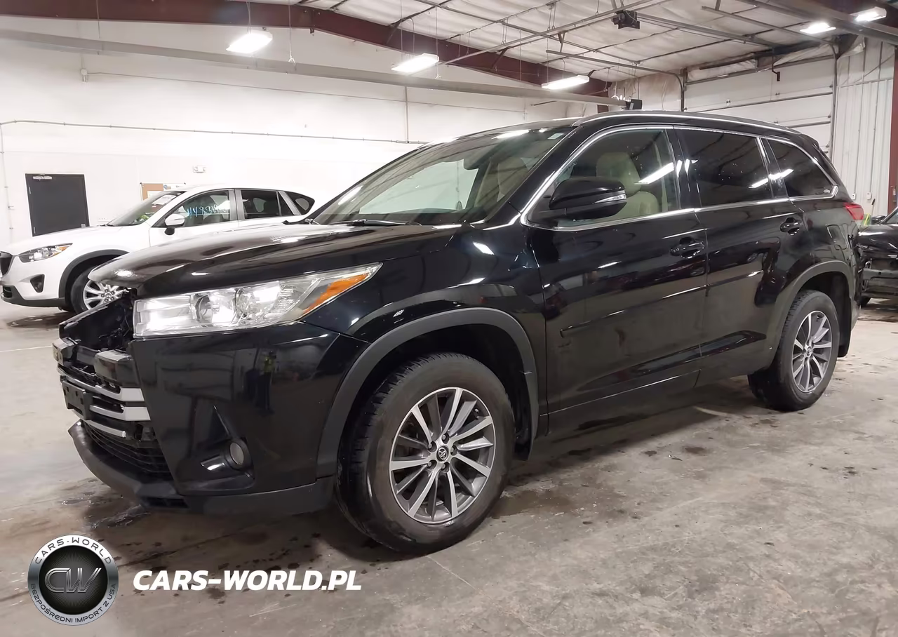 2017 Toyota Highlander Xle VIN:5TDJZRFH0HS457928 - 2