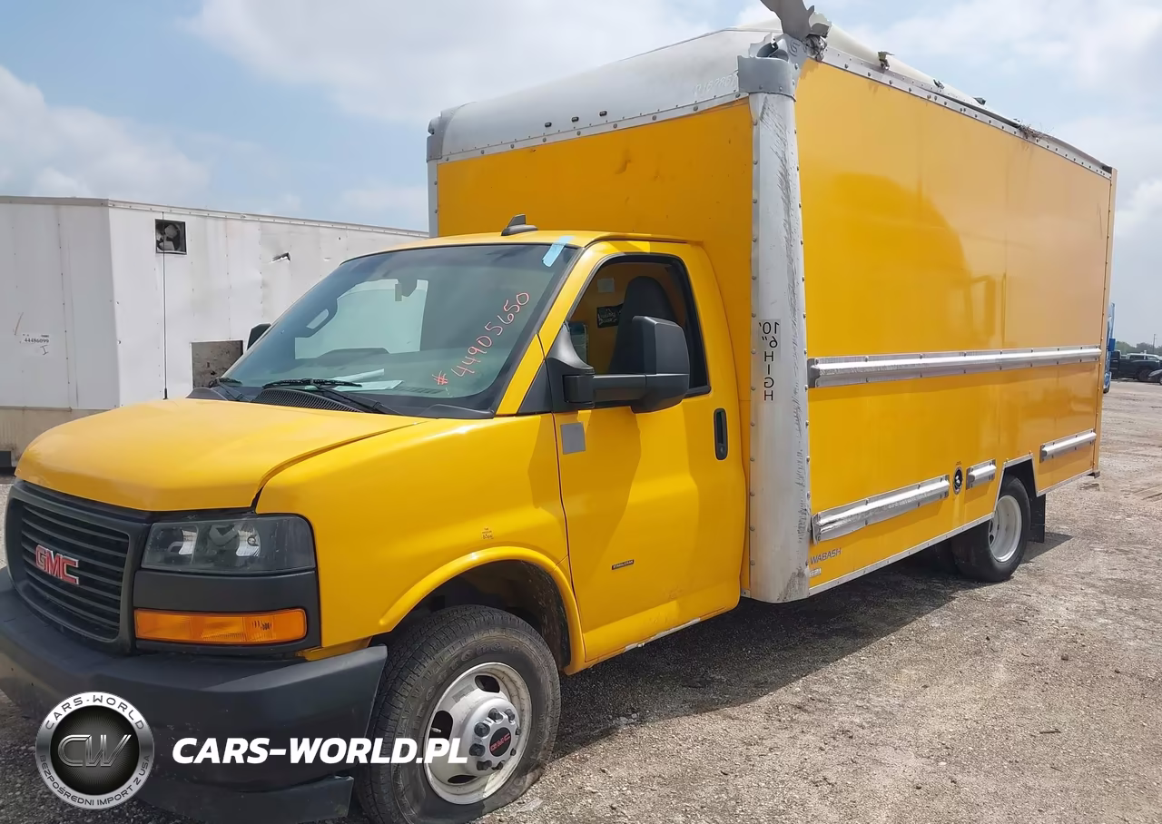 2023 GMC Savana Cutaway Work Van VIN:7GZ37TC73PN003445 - 2