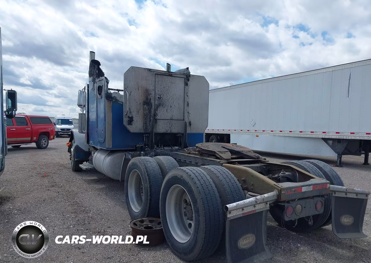 1998 Peterbilt 379 VIN:1XP5D69X4WN466036 - 3