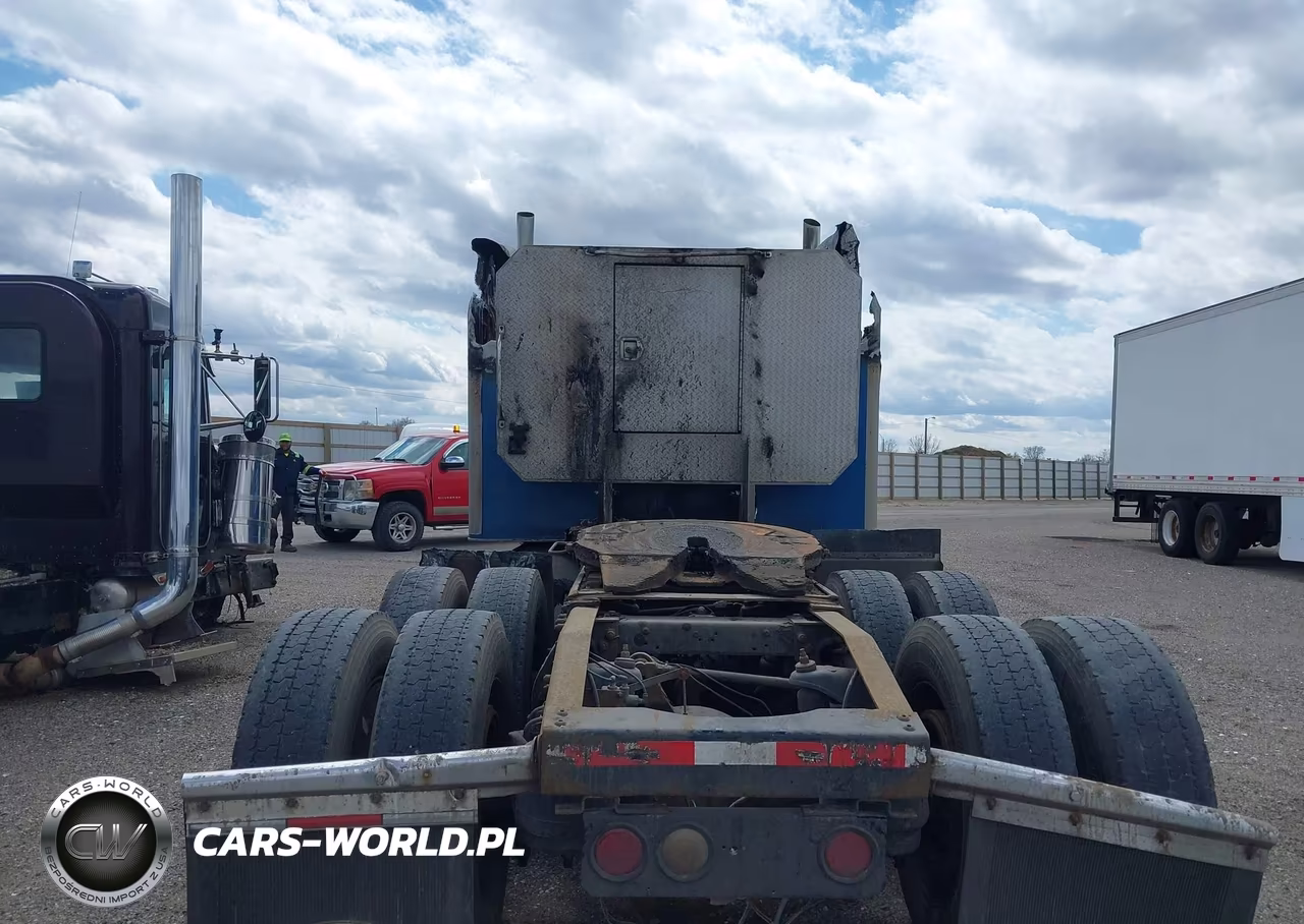 1998 Peterbilt 379 VIN:1XP5D69X4WN466036 - 8