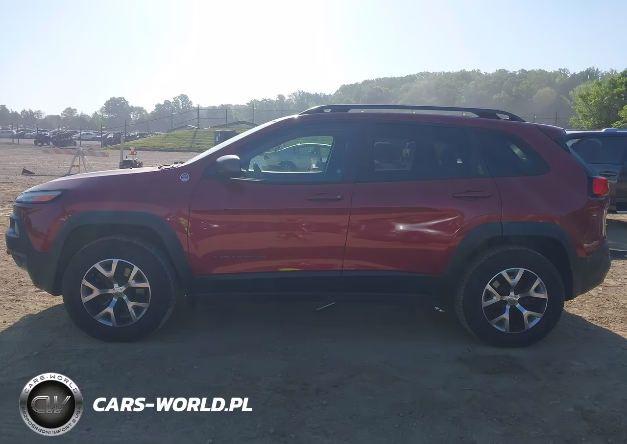 2014 Jeep Cherokee Trailhawk VIN:1C4PJMBS7EW192863 - 15
