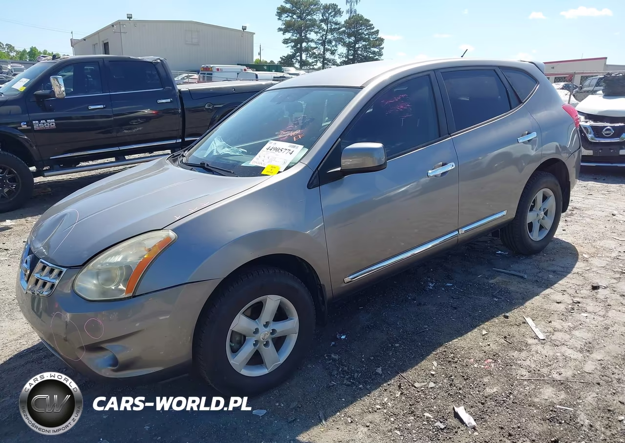 2013 Nissan Rogue S VIN:JN8AS5MT2DW533247 - 2