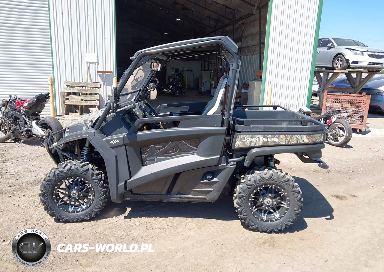 2018 John Deere Sxs VIN:1M0R860MHJM010280 - 13