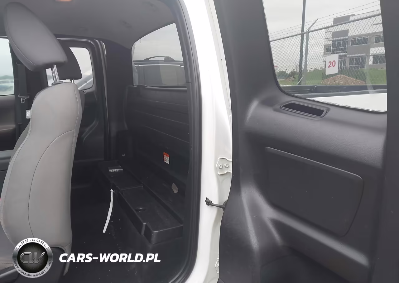 2019 Toyota Tacoma Sr VIN:5TFRX5GN5KX148656 - 8