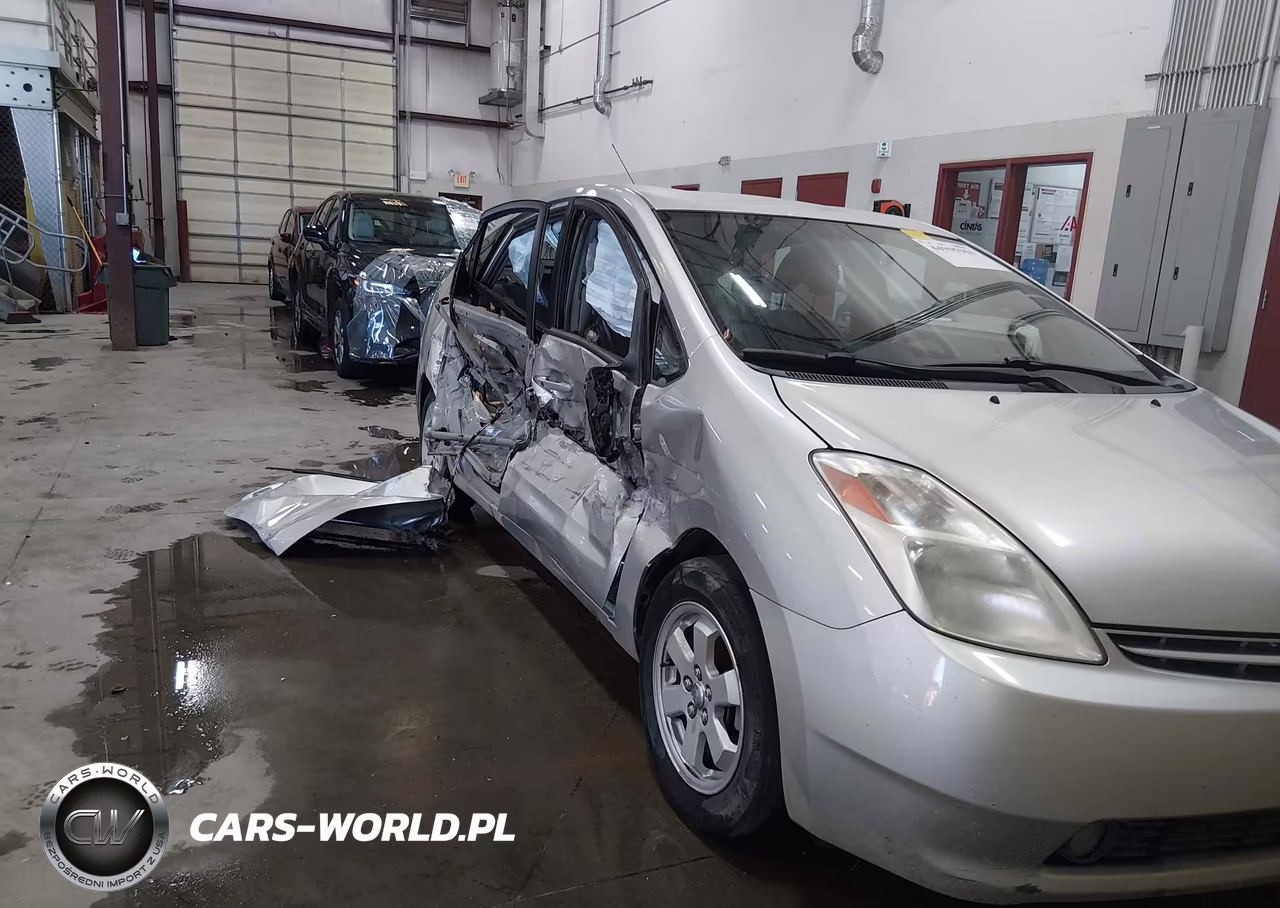 2004 Toyota Prius VIN:JTDKB20UX40050394 - 6