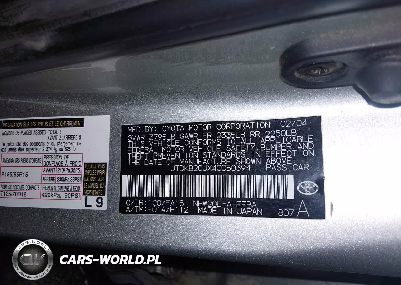 2004 Toyota Prius VIN:JTDKB20UX40050394 - 9