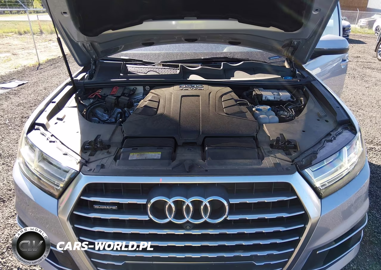 2017 Audi Q7 3.0T Premium VIN:WA1LAAF76HD000507 - 10