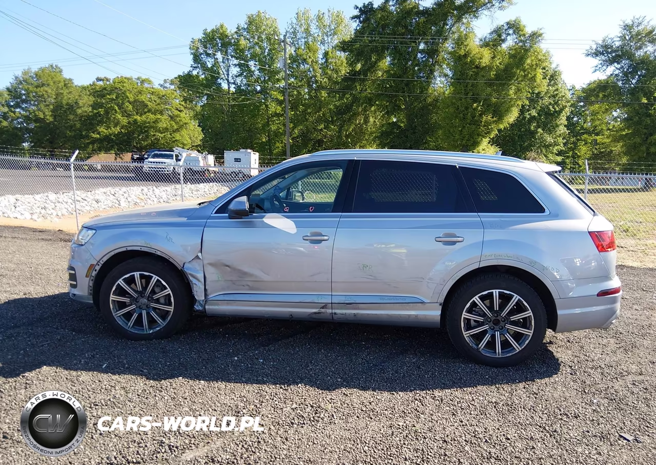 2017 Audi Q7 3.0T Premium VIN:WA1LAAF76HD000507 - 15