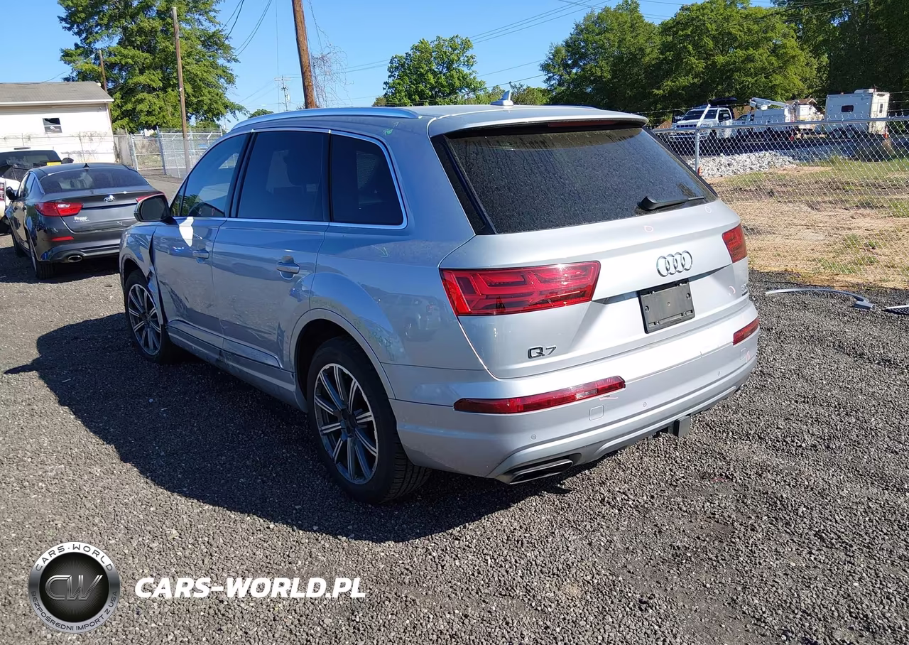 2017 Audi Q7 3.0T Premium VIN:WA1LAAF76HD000507 - 3
