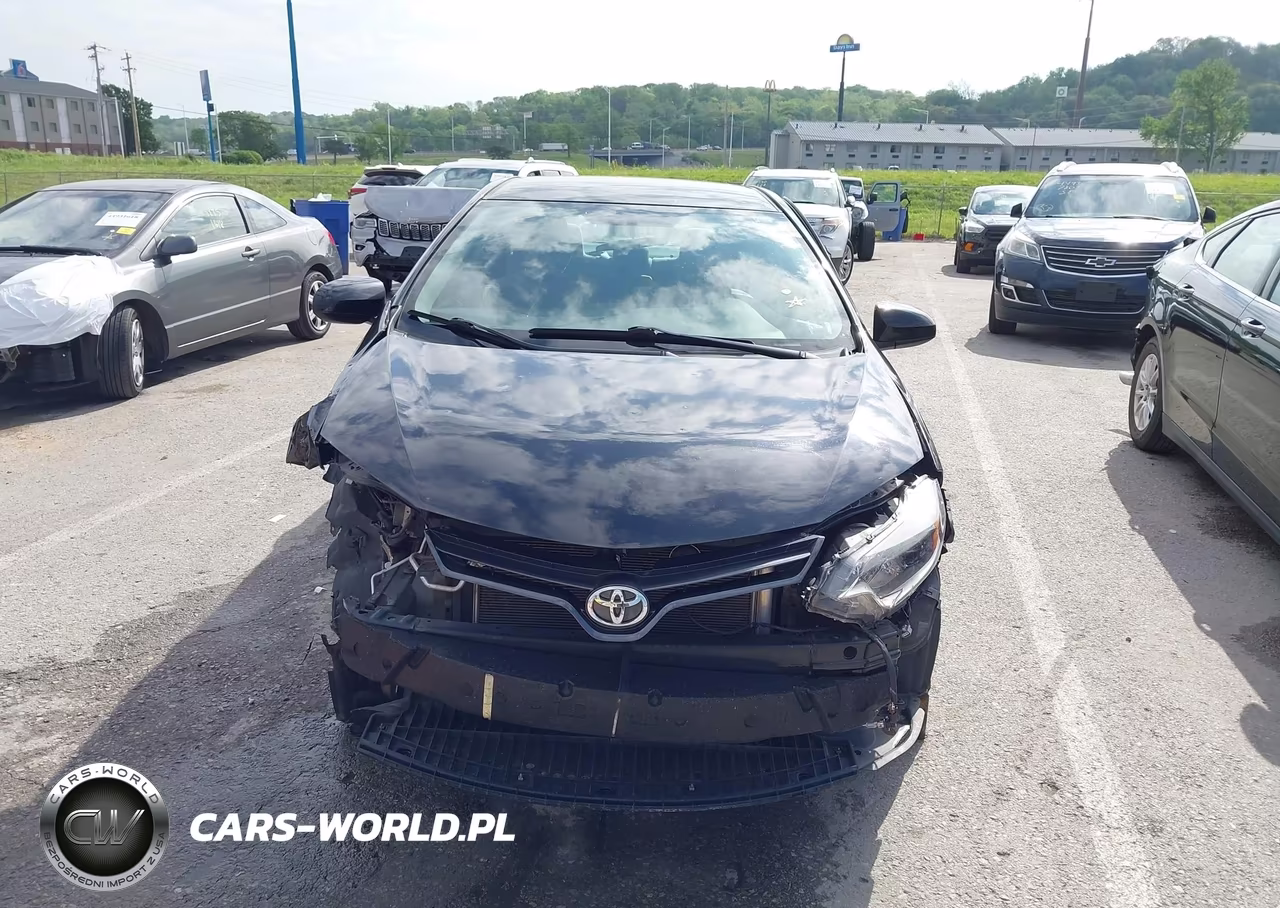 2015 Toyota Corolla Le VIN:5YFBURHE8FP296563 - 12