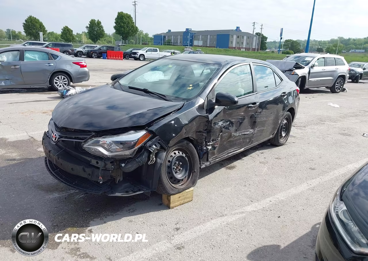 2015 Toyota Corolla Le VIN:5YFBURHE8FP296563 - 2