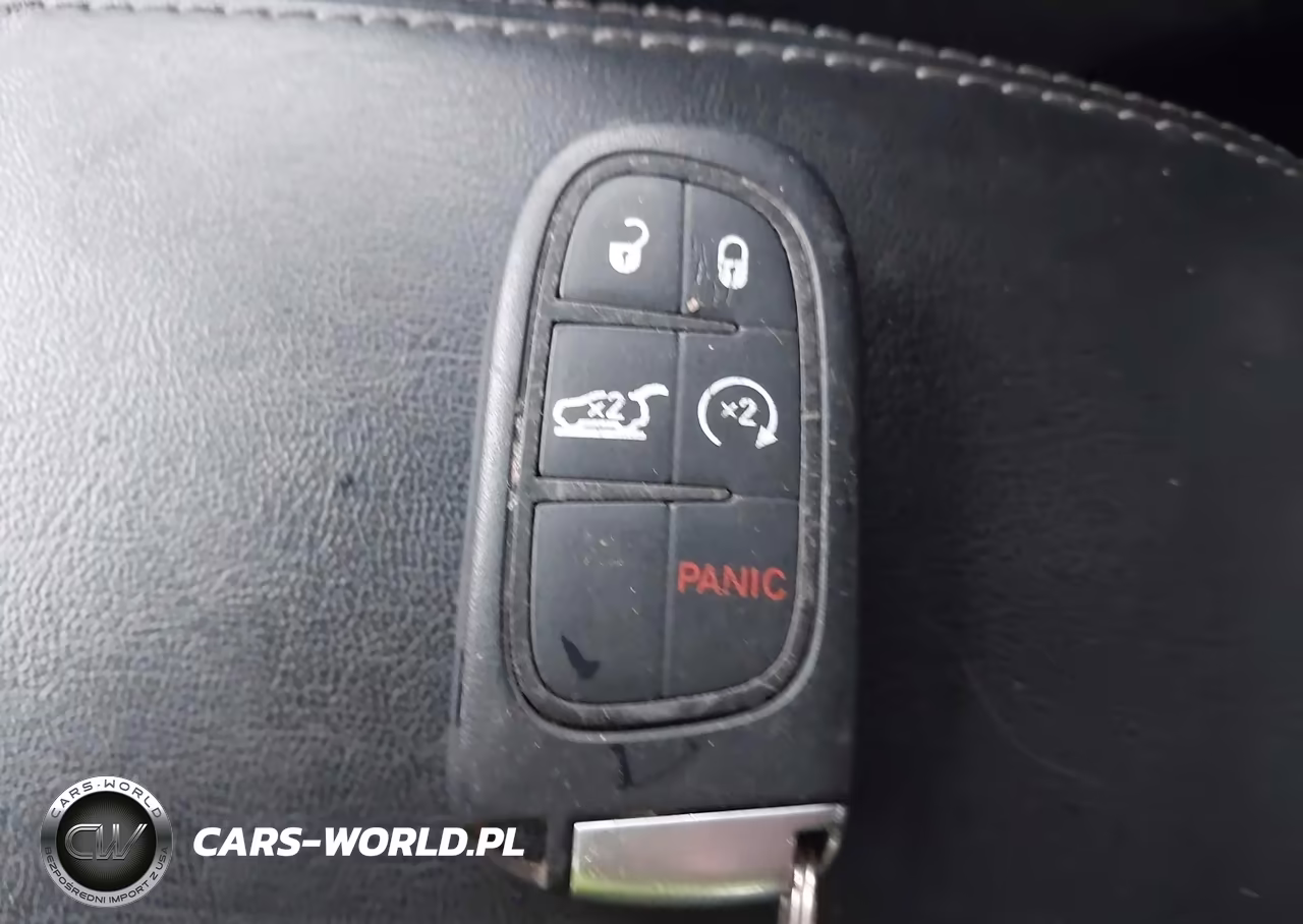 2022 Jeep Cherokee Latitude Lux 4X4 VIN:1C4PJMMN2ND532701 - 11