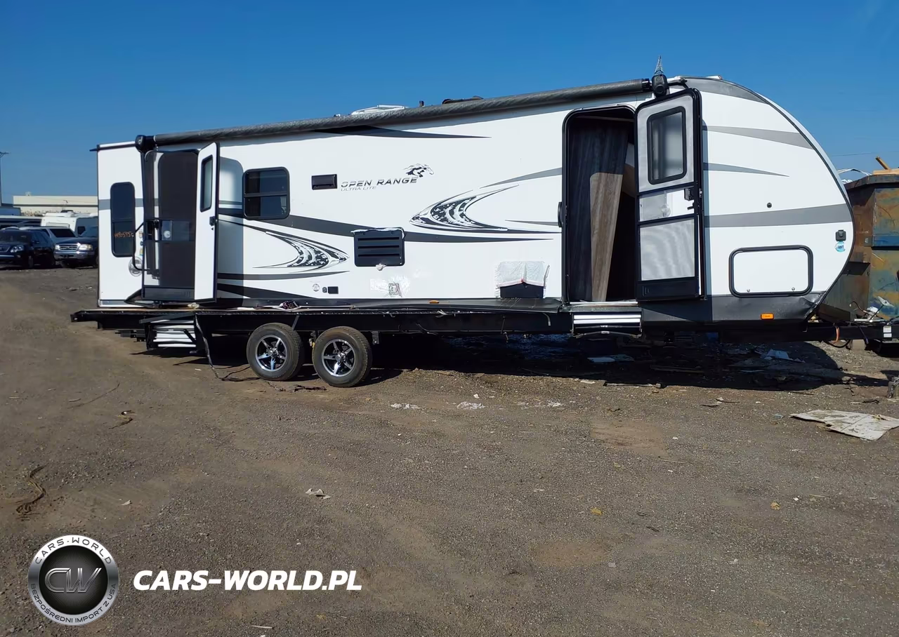2018 Highland Ridge Ultra L VIN:58TBH0BPXJ3UF3125 - 6