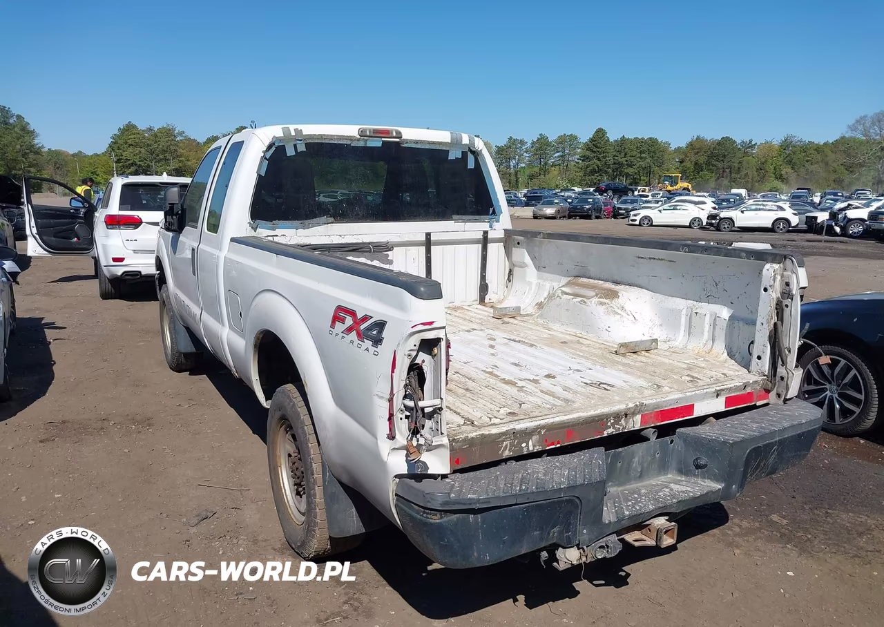 2013 Ford F-250 Xl VIN:1FT7X2B6XDEA69729 - 3