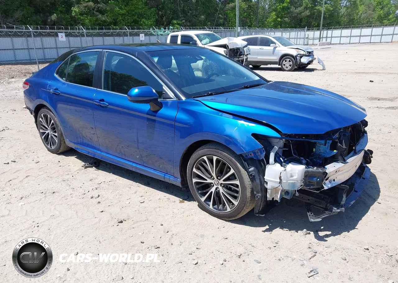 2020 Toyota Camry Se