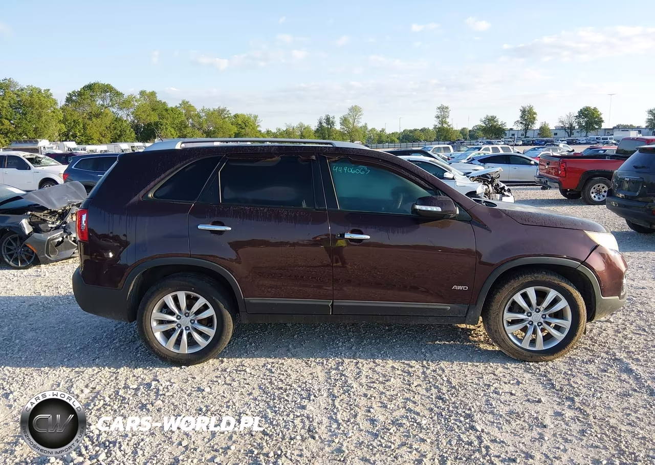 2011 Kia Sorento Lx V6 VIN:5XYKTDA24BG144851 - 13
