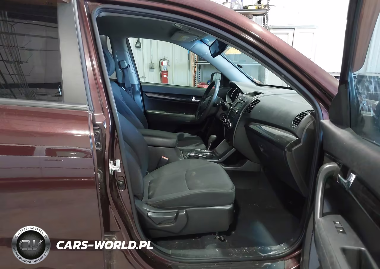 2011 Kia Sorento Lx V6 VIN:5XYKTDA24BG144851 - 5