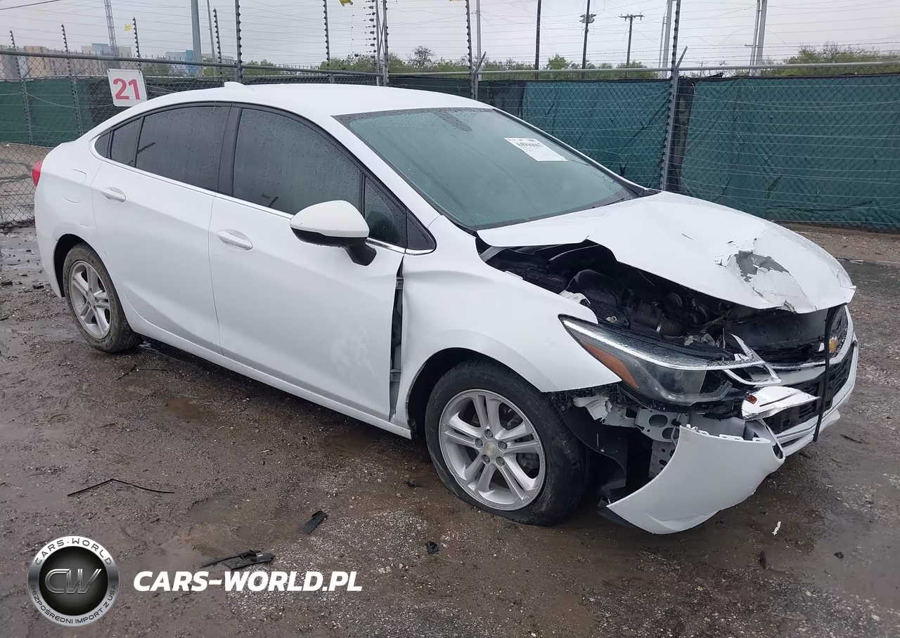 2018 Chevrolet Cruze Lt Auto – zdjęcie 1 z 16