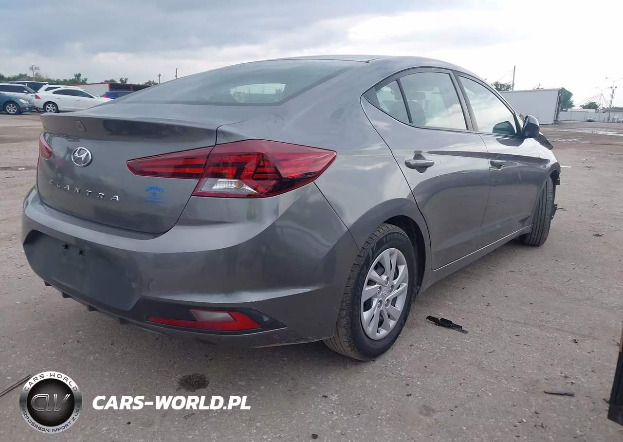 2019 Hyundai Elantra Se VIN:5NPD74LF0KH485671 - 4