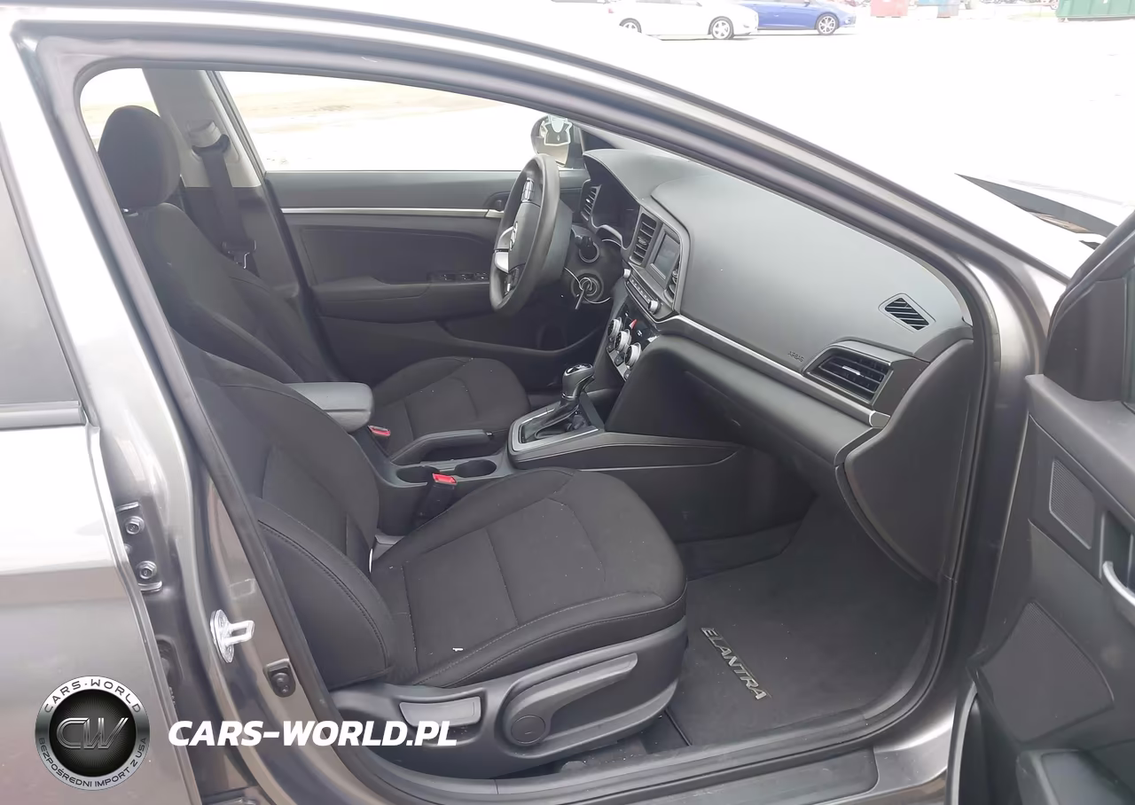2019 Hyundai Elantra Se VIN:5NPD74LF0KH485671 - 5