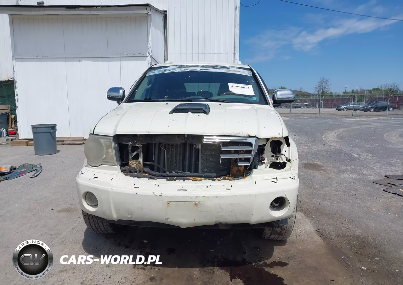 2008 Chrysler Aspen Limited VIN:1A8HW58N08F130442 - 13