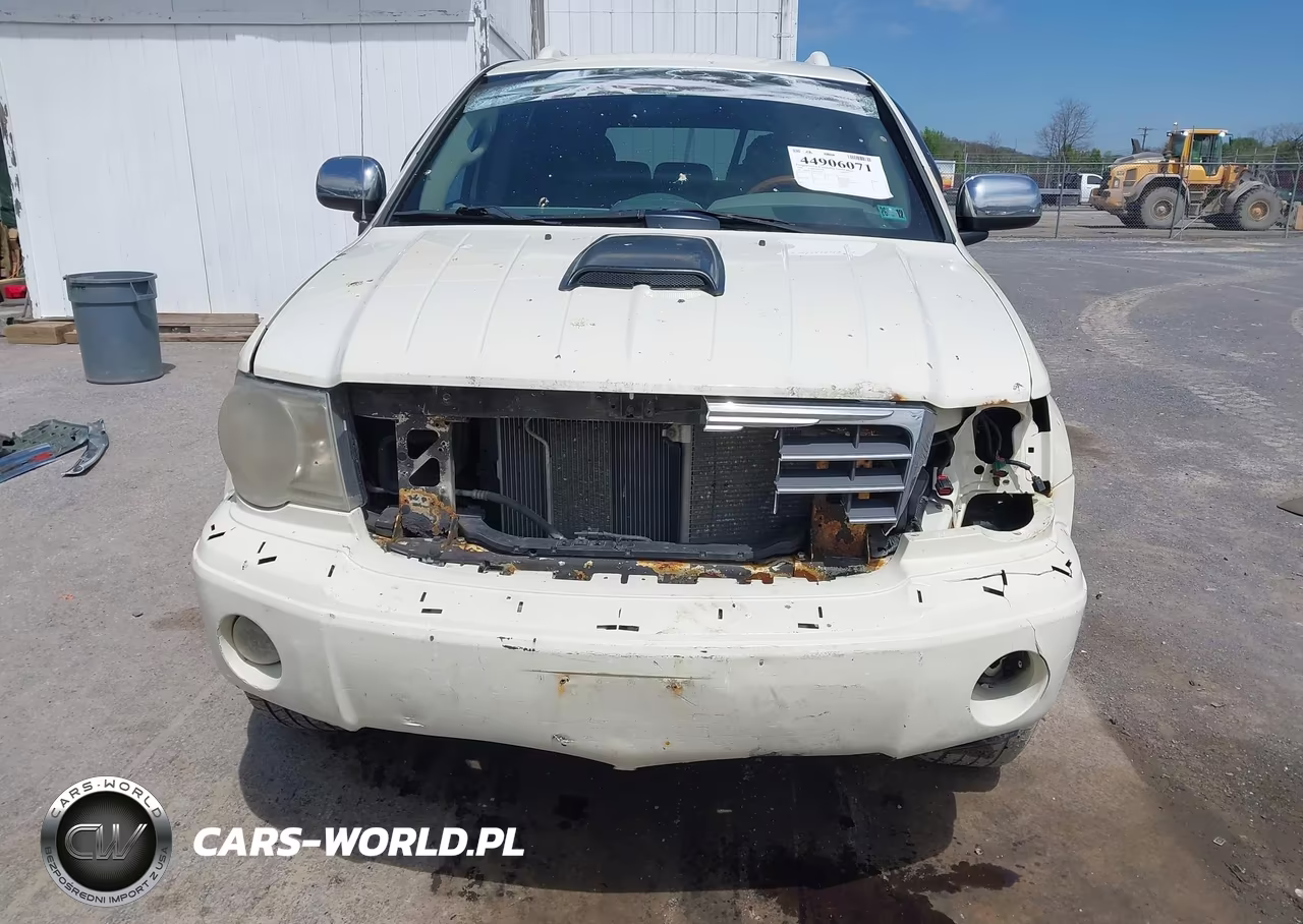 2008 Chrysler Aspen Limited VIN:1A8HW58N08F130442 - 6