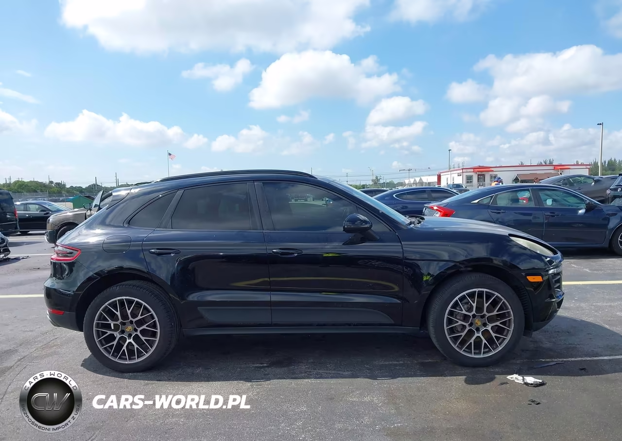 2017 Porsche Macan S VIN:WP1AB2A55HLB20342 - 13