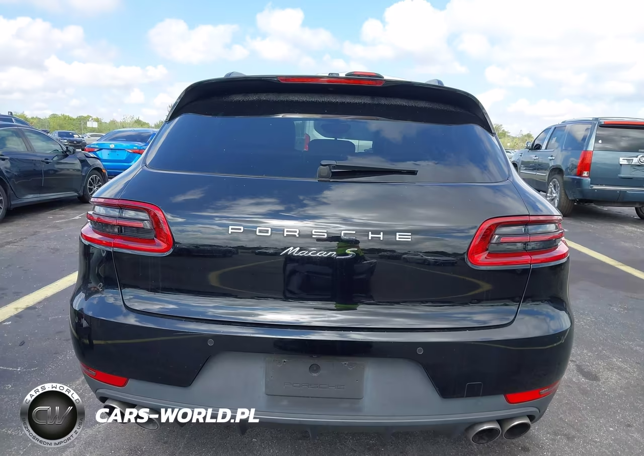 2017 Porsche Macan S VIN:WP1AB2A55HLB20342 - 16
