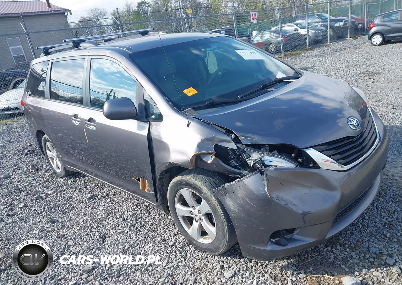 2011 Toyota Sienna Le V6