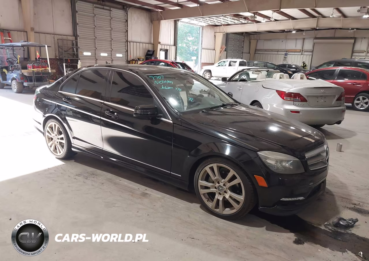 2011 Mercedes-Benz C 300 Sport