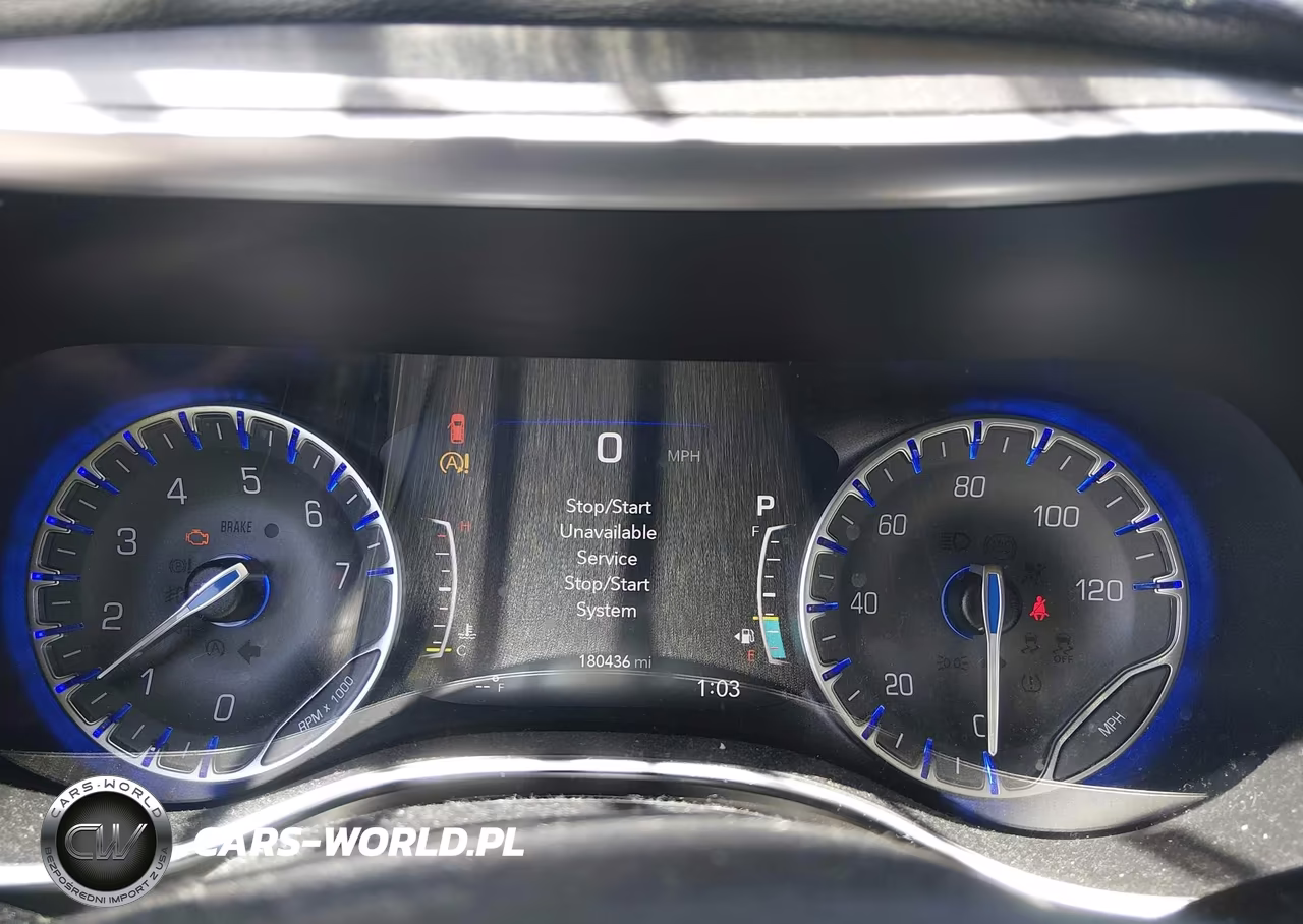 2018 Chrysler Pacifica Limited VIN:2C4RC1GG1JR251978 - 7