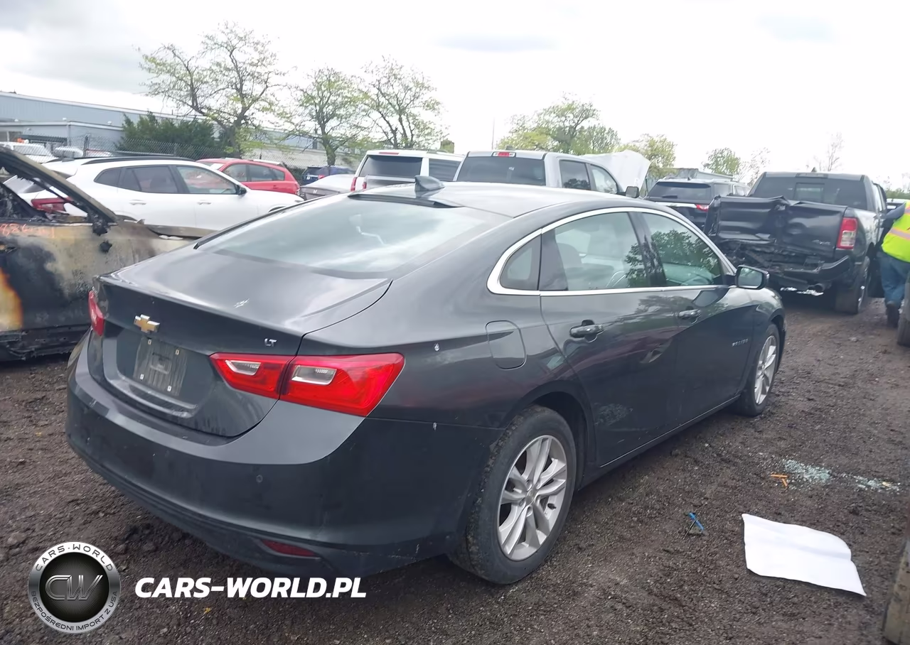 2017 Chevrolet Malibu 1Lt VIN:1G1ZE5ST8HF193304 - 4