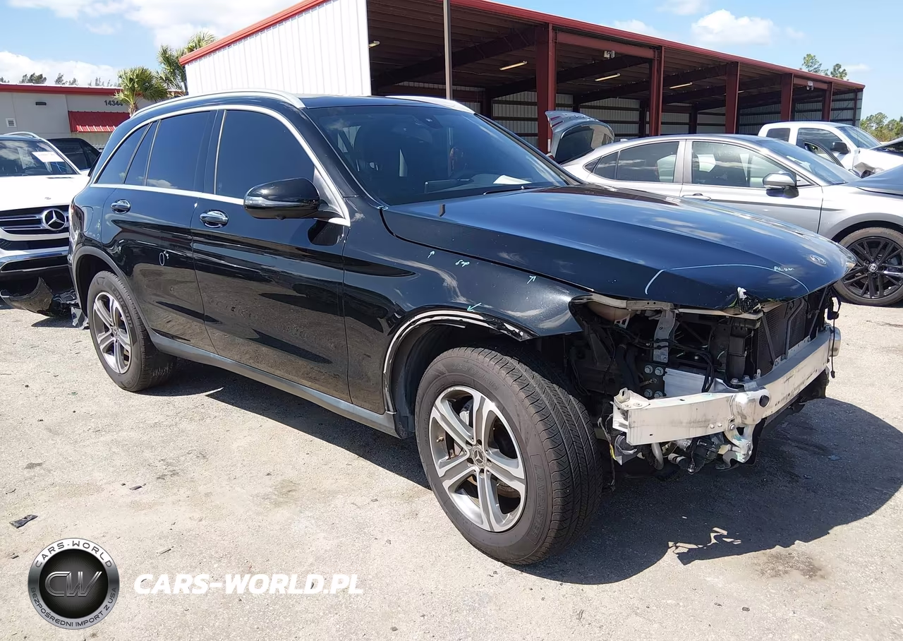 2018 Mercedes-Benz Glc 300 – zdjęcie 1 z 20