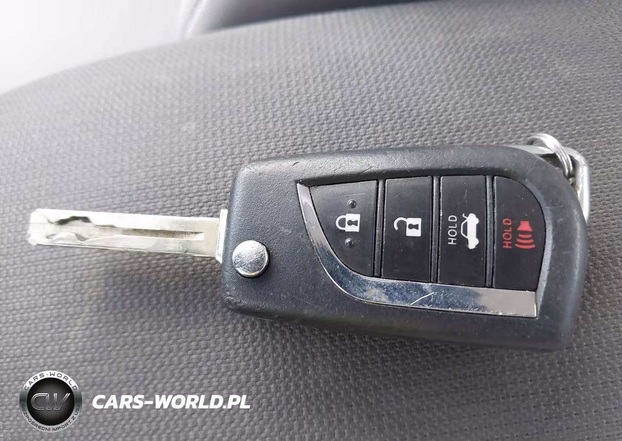 2021 Toyota Corolla Le VIN:JTDEPMAE4MJ145660 - 11