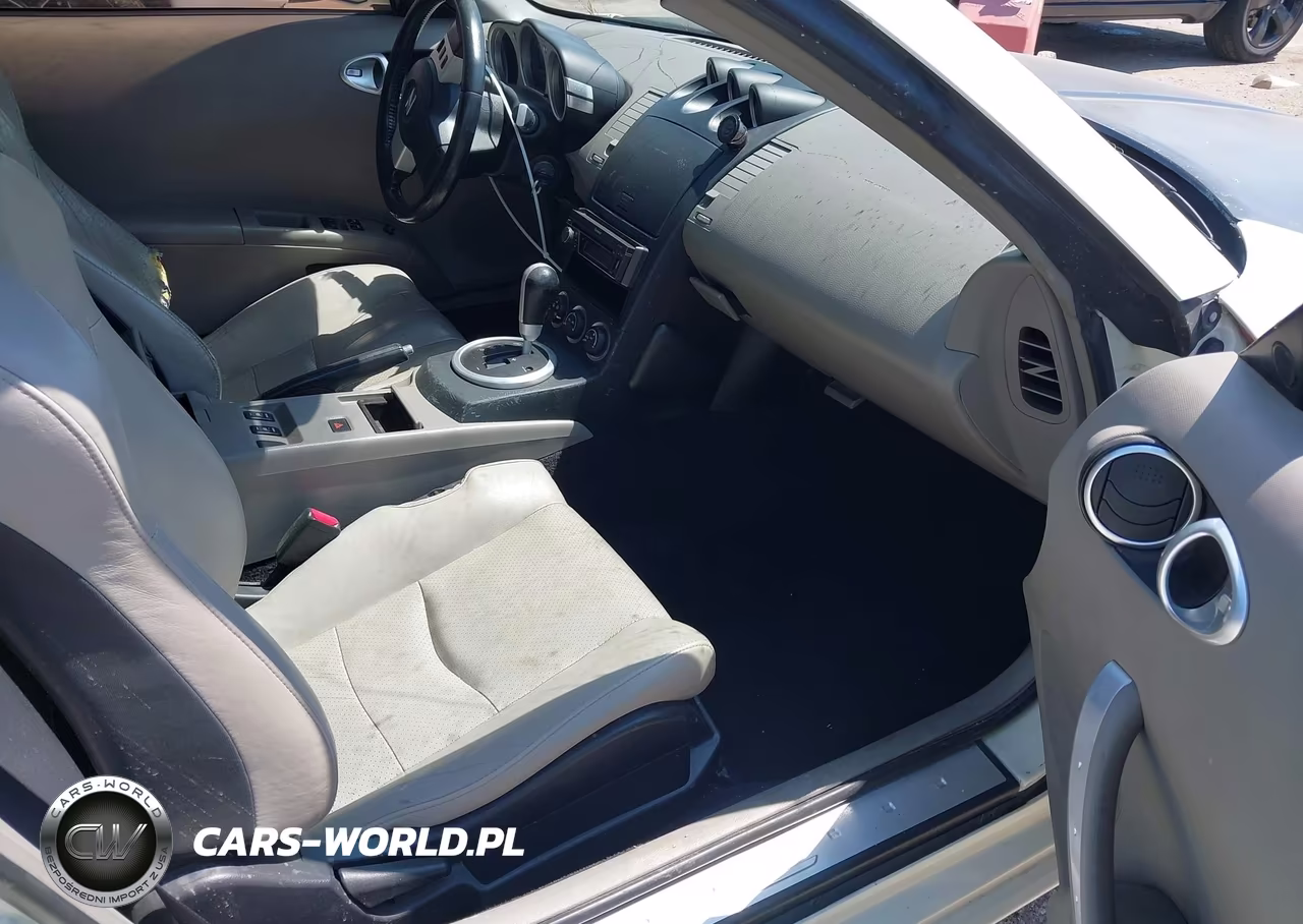 2005 Nissan 350Z Touring VIN:JN1AZ34DX5M610127 - 5