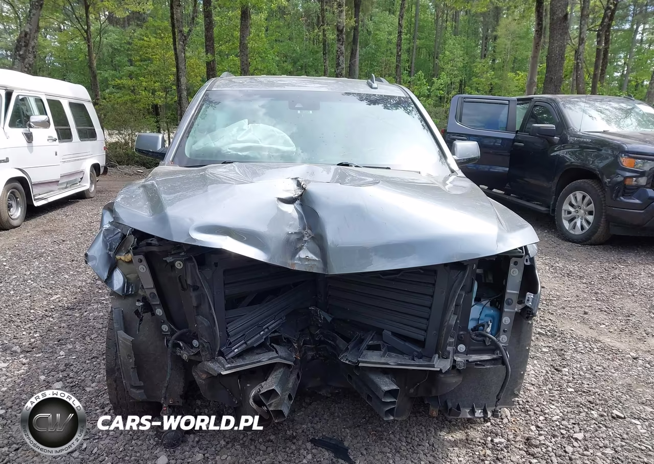 2019 Chevrolet Tahoe Lt VIN:1GNSKBKC0KR260426 - 12