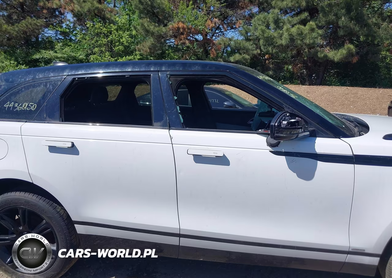 2020 Land Rover Range Rover Velar P250 R-Dynamic S VIN:SALYK2EX7LA292722 - 13