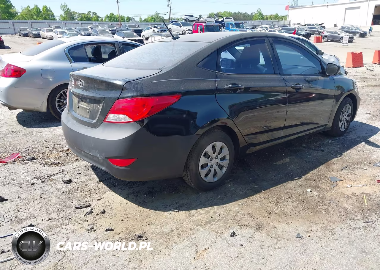 2016 Hyundai Accent Se VIN:KMHCT4AE8GU128166 - 4