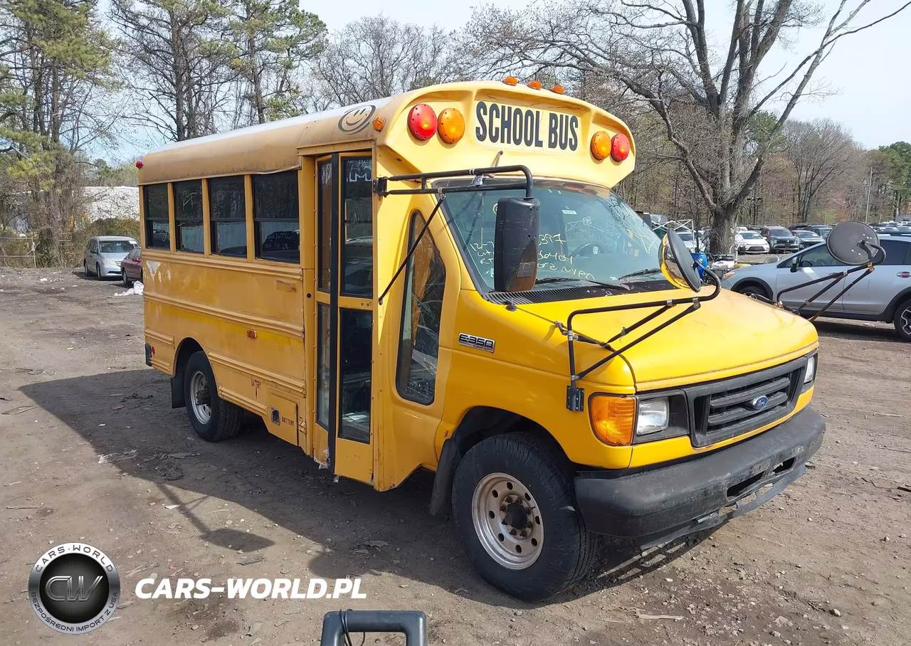 2006 Ford E-350 Cutaway