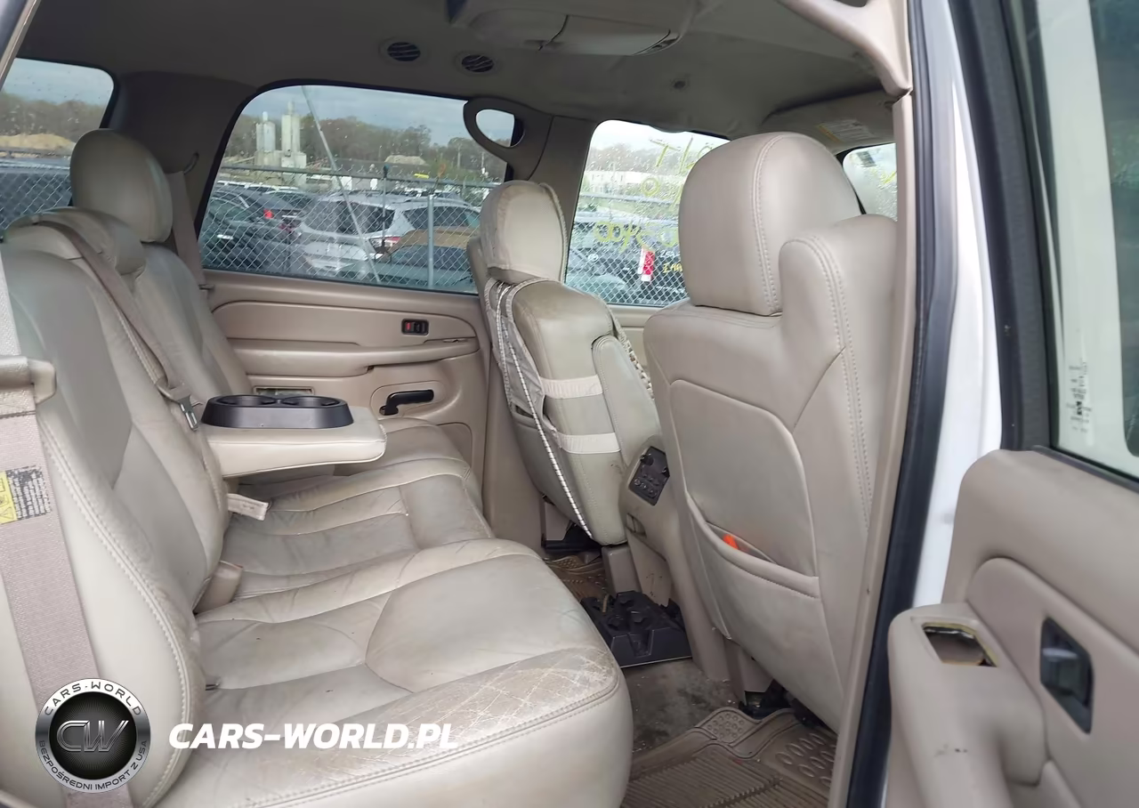 2004 Chevrolet Tahoe Lt VIN:1GNEK13ZX4R129324 - 8