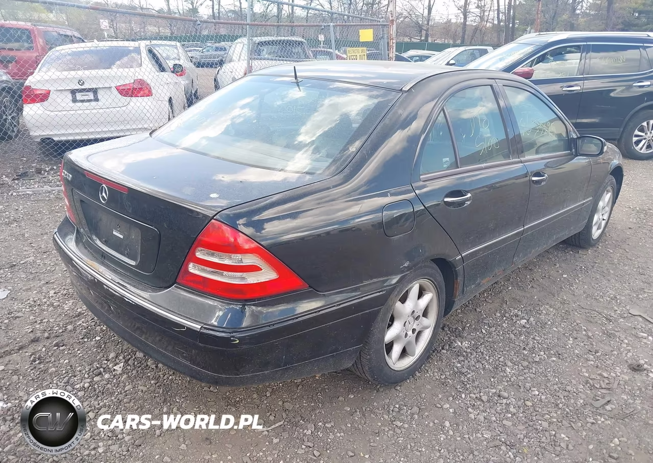 2002 Mercedes-Benz C 240 VIN:WDBRF61J52F198914 - 4